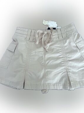 Hollister Light Beige Cargo Mini Skort with Drawstring